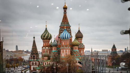 Rusia registra tercer récord consecutivo de muertos y contagiados por Covid-19