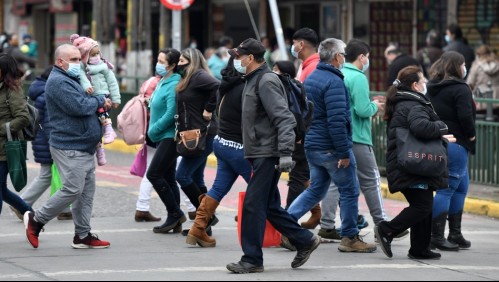 Exministro Osvaldo Artaza asegura que 'estamos iniciando una tercera ola' de contagios de Covid-19