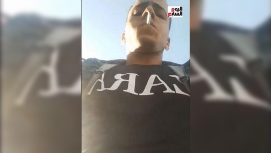 Ladrón roba el celular de un periodista y muestra en vivo su rostro a miles de personas Ladrón roba el celular de un periodista y muestra en vivo su rostro a miles de personas