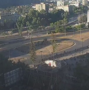 Así está Plaza Italia a esta hora: Se registran cortes de tránsito y cierre de acceso a estación de Metro Así está Plaza Italia a esta hora: Se registran cortes de tránsito y cierre de acceso a estación de Metro