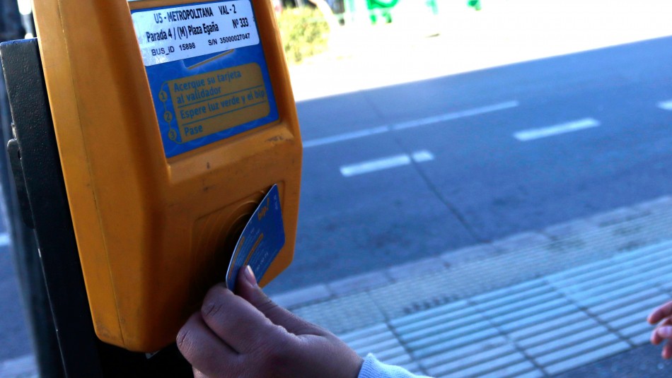 demanda-tarjeta-bip! Anuncian cambios a la tarjeta Bip!: Saldo se cargará directo a cuentas de las personas
