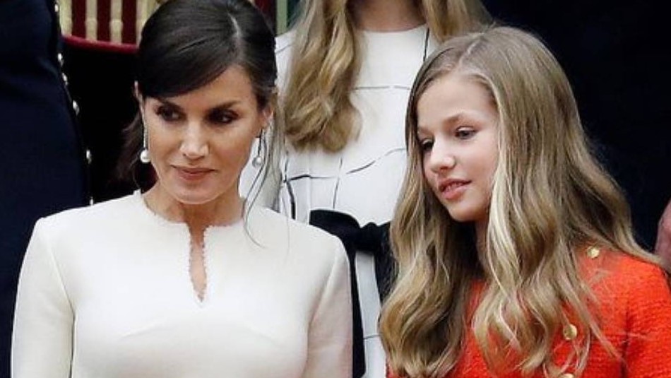 La hija mayor de la reina Letizia sorprende con su renovado estilo: Tacones altos y mini vestido