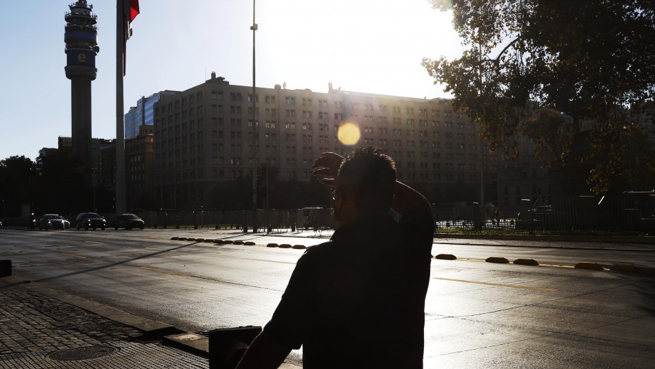 Santiago tuvo el día más caluroso de octubre en 80 años: Revisa cómo estará el tiempo los próximos días