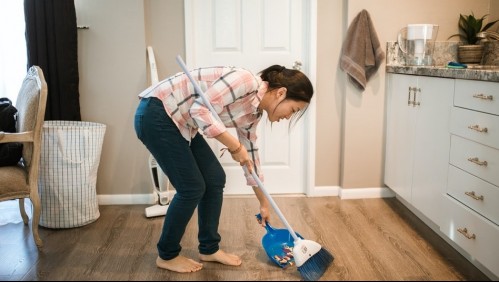 Estos son los objetos que bloquearían las 'buenas vibras' de la abundancia en tu casa, según el Feng Shui