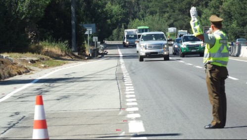 Primer balance de Carabineros por fin de semana largo: van ocho fallecidos en accidentes de tránsito