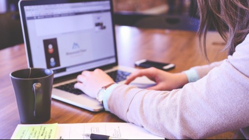 Proyecto 'Chao, jefe': Así funcionaría la iniciativa que busca respetar las jornadas de descanso de los trabajadores