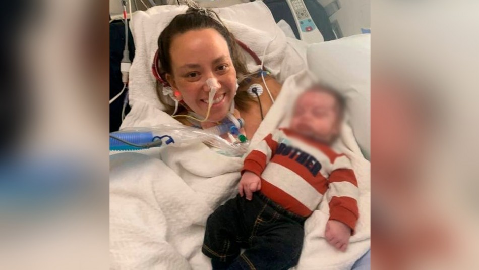 Mujer da a luz a su bebé estando conectada a un respirador debido al coronavirus: Conoció a su hijo dos meses después Mujer da a luz a su bebé estando conectada a un respirador debido al coronavirus: Conoció a su hijo dos meses después