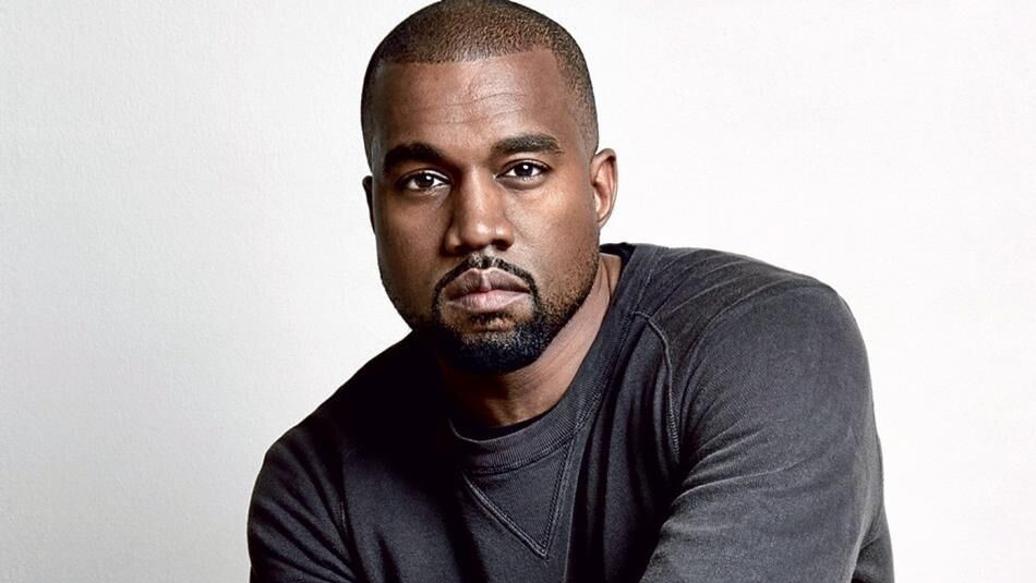Aseguran que Kanye West tiene nueva novia: Apareció en un juego de baloncesto con una modelo 22 años menor