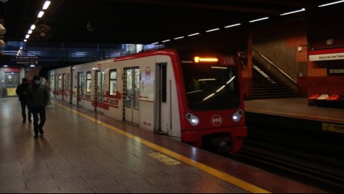 Metro suspende servicio en una estación de Línea 1 y cierra accesos en otra
