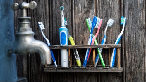 ¿Cada cuánto tiempo deberías cambiar el cepillo de dientes?