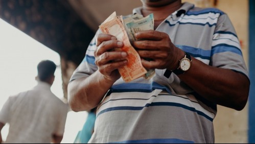 Recolectó fondos para tratar el cáncer de su hijo y se compró una casa: Fue denunciado por su familia por estafa