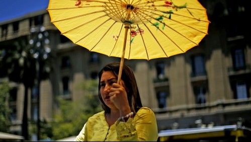 Máxima de 32° grados en Santiago: Emiten aviso por altas temperaturas para este domingo de elecciones