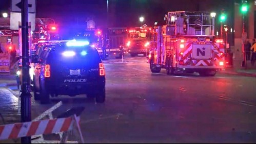 'Escuchamos llantos y gritos': Auto que atropelló a una multitud en desfile navideño dejó 40 heridos y 5 muertos