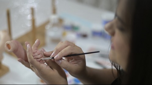 ¡Parecen de verdad!: Artesana brasileña crea muñecos bebés hiperrealistas