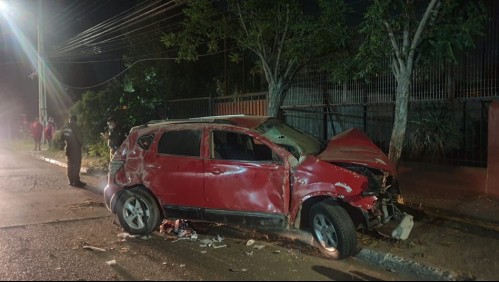 Mujer en estado de ebriedad choca contra un árbol y su pareja pierde un brazo: ella quedó con lesiones leves