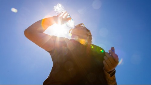 Hasta 38° en el Maule: Se aproxima ola de calor para Santiago y otras 6 regiones del país