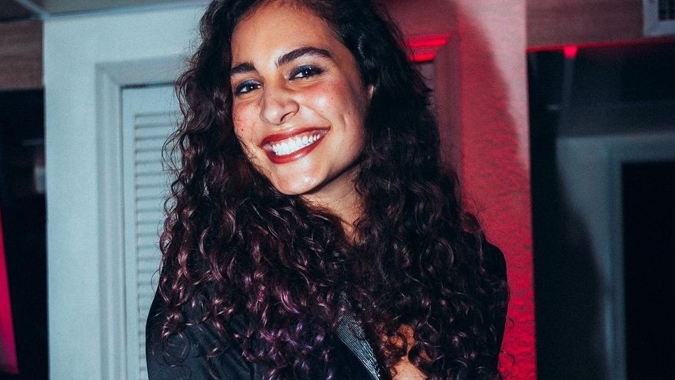 La foto de la delgada cintura de la hija de Chayanne: Isadora causa furor con look de pantalón corto y mini top La foto de la delgada cintura de la hija de Chayanne: Isadora causa furor con look de pantalón corto y mini top