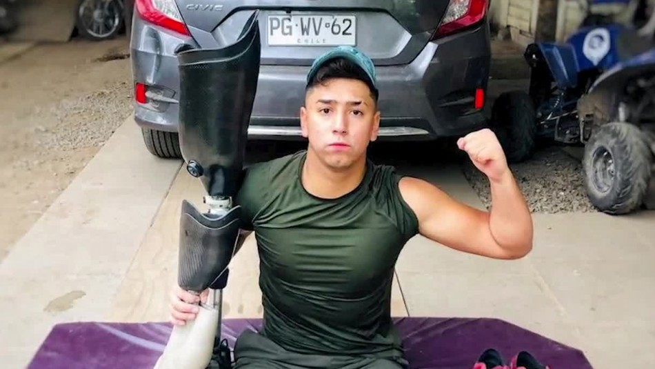 Jugador de fútbol perdió sus dos piernas tras ser atropellado: La conmovedora historia de Santiago Poblete Jugador de fútbol perdió sus dos piernas tras ser atropellado: La conmovedora historia de Santiago Poblete