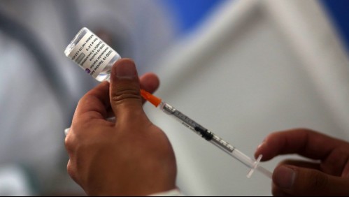 Se vacunó 10 veces contra el coronavirus en un día en Nueva Zelanda: Habría recibido dinero por cada inyección