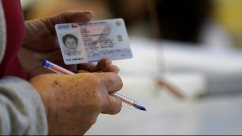 Gobierno extenderá vigencia de cédulas de identidad vencidas a personas chilenas