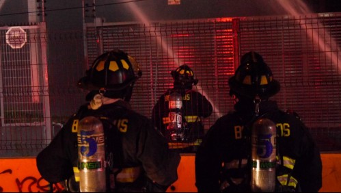 Padre y sus dos hijos menores de edad mueren en incendio de casas en Puerto Varas