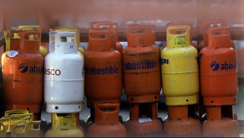 'Que salga más barato y que la gente pueda pagarlo': Continúa el alza del gas y trabajan para que haya más competencia