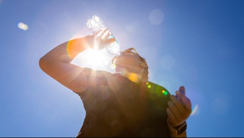 Hasta 36 grados: Emiten alerta por altas temperaturas en siete regiones del país