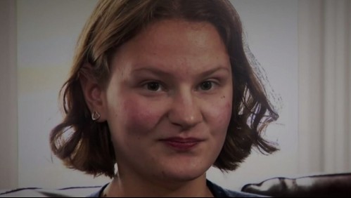 Adolescente salva a clienta que se ahogaba con un nugget de pollo: 'Estaba tosiendo como loca'