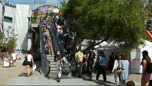 A un día de Nochebuena: Se registran aglomeraciones en centros comerciales por compras navideñas