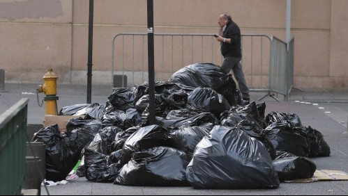 Recolectores realizan paro de advertencia en la comuna de Santiago: No habrá retiro de basura este miércoles