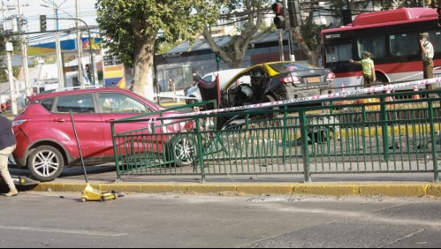 Mujer de 32 años murió luego que un auto robado chocara el taxi en que iba: Había estado de cumpleaños un día antes