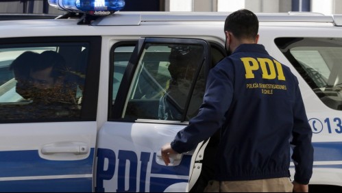 Delincuente roba un celular y escapa directamente hacia el cuartel de policía: fue fácilmente detenido