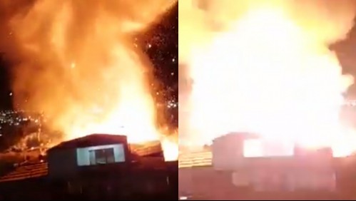 Incendio en dos casas de Arica terminó en explosión y con bomberos lesionados