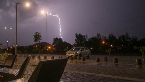 Emiten aviso por probables tormentas eléctricas en la zona central de país