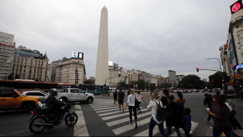 Argentina registra récord de 109.608 contagios de coronavirus en un día y positividad alcanza el 56%