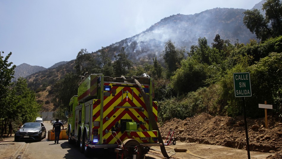 Amenaza de incendios forestales en la RM: Declaran Alerta Temprana Preventiva Amenaza de incendios forestales en la RM: Declaran Alerta Temprana Preventiva