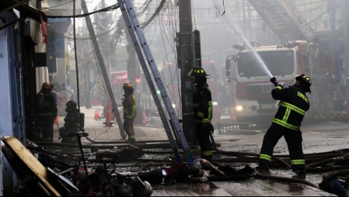 Delegada Presidencial sobre incendio en San Bernardo: 'La situación en este minuto está descontrolada'