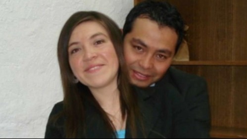 Aseguran que pareja habría terminado su relación: Investigan femicidio tras hallazgo del cuerpo de una mujer en un auto