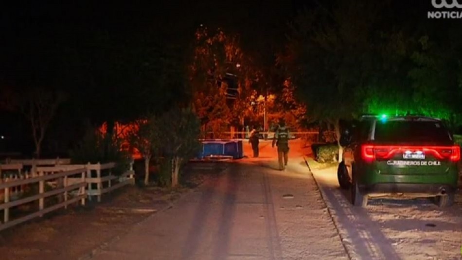 Hombre se mantiene en estado grave tras riña en la vía pública en la comuna de Peñalolén Hombre se mantiene en estado grave tras riña en la vía pública en la comuna de Peñalolén