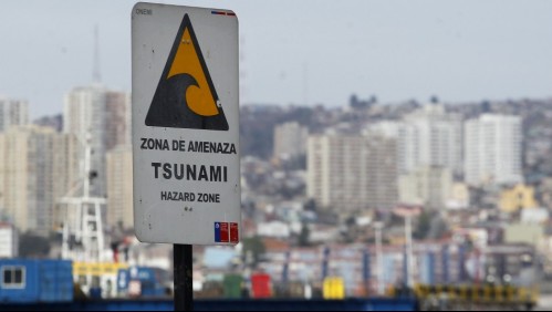 Fuerte sismo en Alaska: SHOA asegura que las características no reúnen condiciones para generar tsunami en Chile