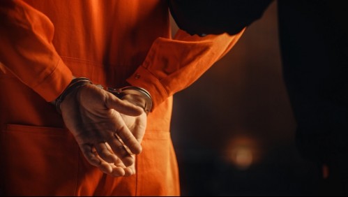 Liberan por error a preso que cumplía condena por robo y organizan un megaoperativo para capturarlo