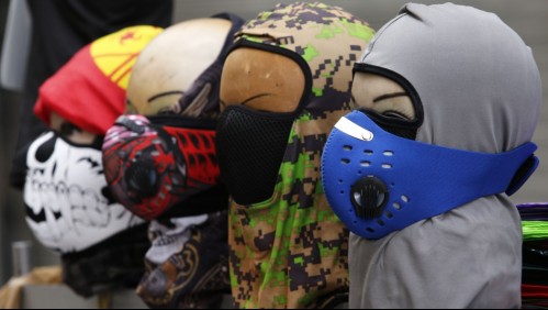 'No ofrecen protección': Gobierno pide dejar de usar mascarillas de tela y pasar a las quirúrgicas