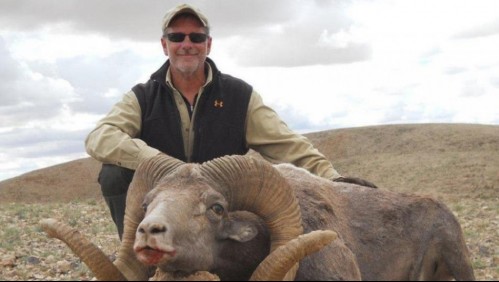 Acusan a dentista de asesinar a su esposa durante un viaje de cacería: Cobró millonario seguro de vida