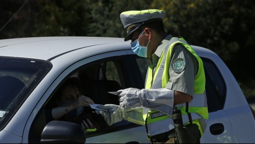 Dos sujetos fueron detenidos a bordo de vehículo robado: Ambos tenían antecedentes por diversos delitos