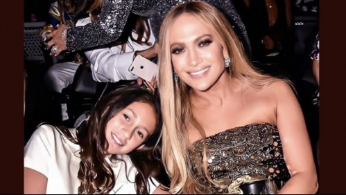 Así es el look boho chic con que Jennifer Lopez salió de compras con su hija Emme