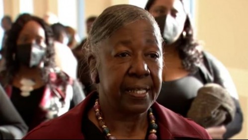 Mujer pasó 27 años en prisión acusada de asesinar a su sobrina y descubrieron que era inocente