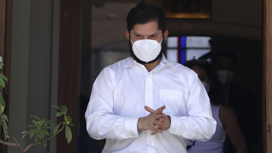 Reuniones de Boric con su coalición y con timoneles de la centroizquierda marcan jornada previa a anuncio de su Gabinete Reuniones de Boric con su coalición y con timoneles de la centroizquierda marcan jornada previa a anuncio de su Gabinete