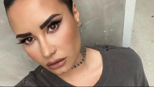 Rapada y con una araña tatuada en la cabeza: Demi Lovato impacta con nuevo cambio de look