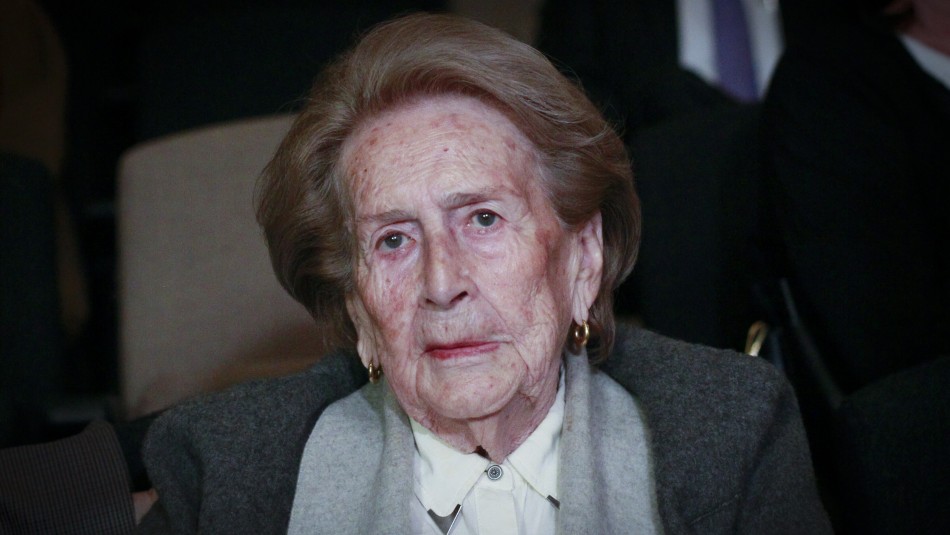 A los 102 años fallece Leonor Oyarzún, la viuda del expresidente Patricio Aylwin