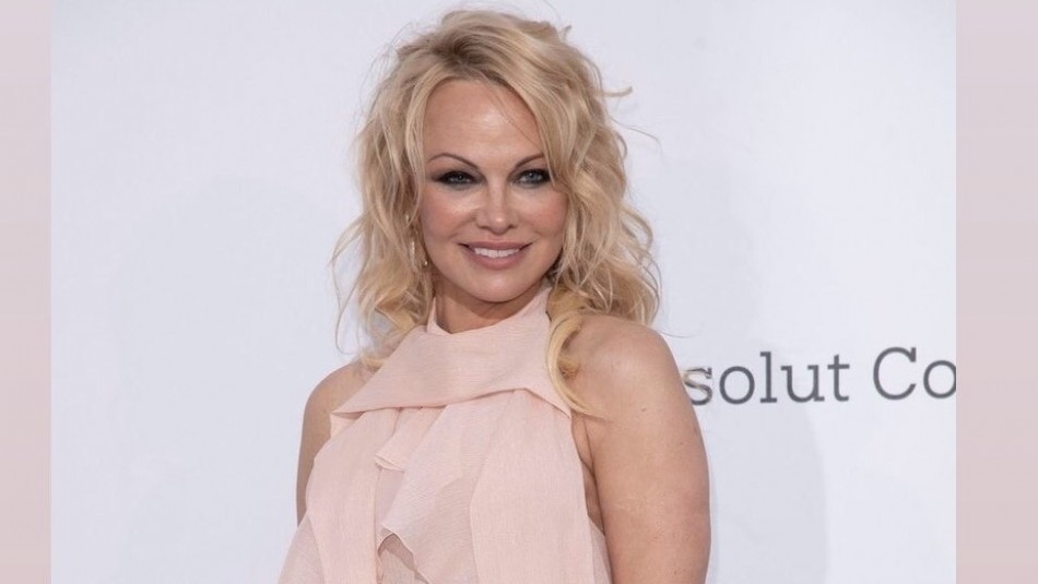 Pamela Anderson solicita el divorcio a su quinto esposo: Solo duró 13 meses casada